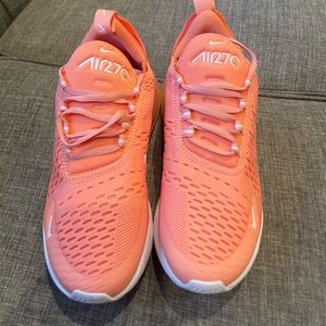 Woman’s Nike Air Max 270’s. Coral Pink